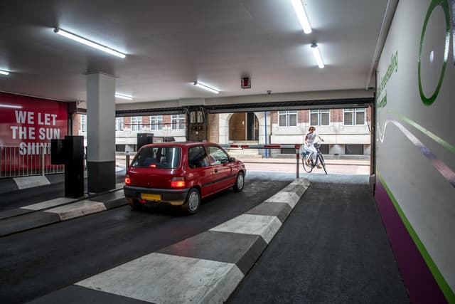 Parkeergarage Wolvenhoek - image
