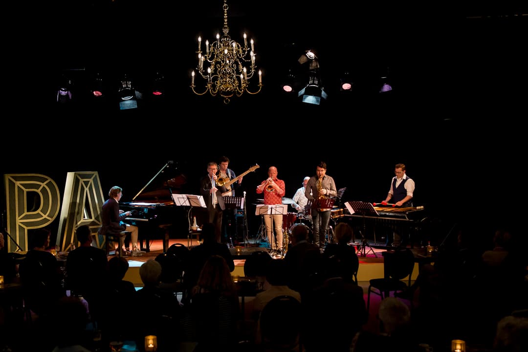 Podium Azijnfabriek - image