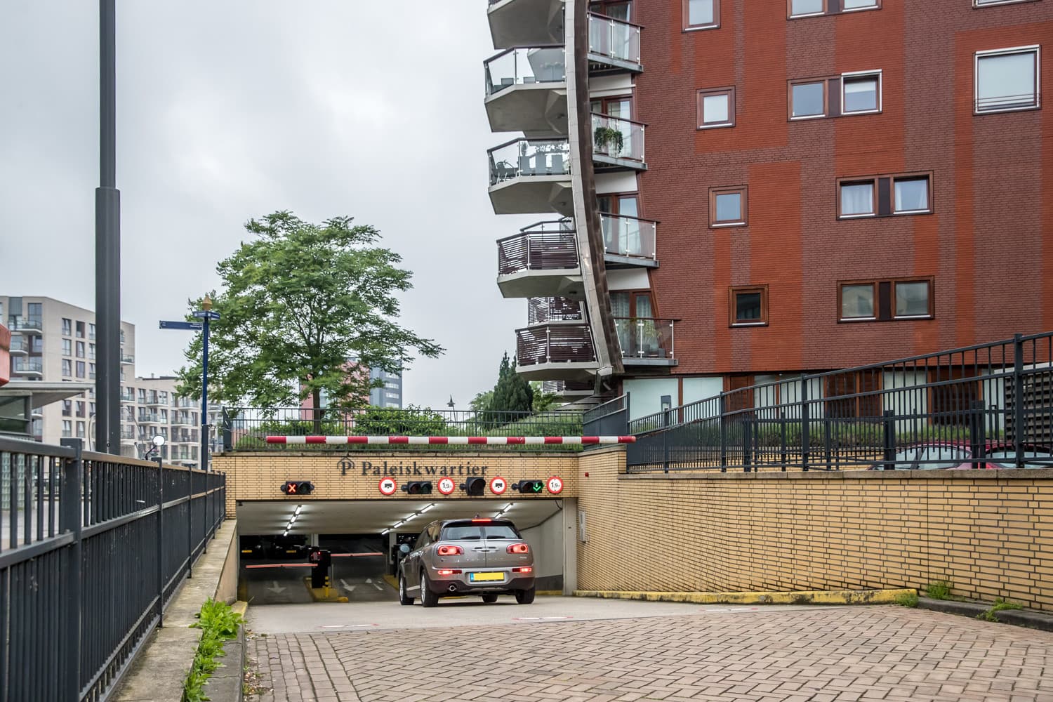 Parkeergarage Paleiskwartier - image